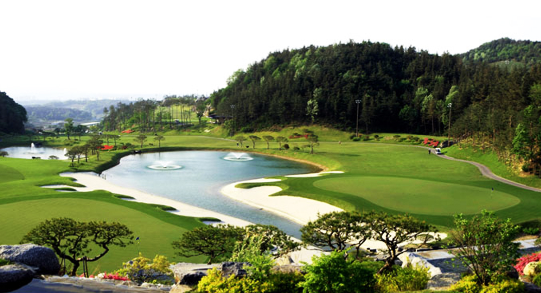 크리스탈카운티컨트리클럽 골프장 예약 이미지 1