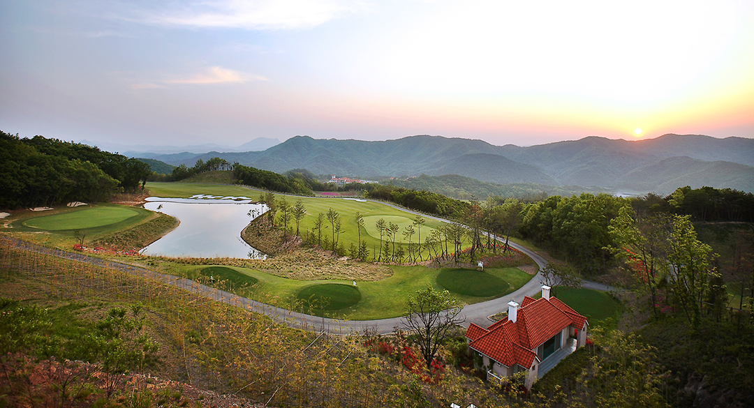 뉴스프링빌2 백화산컨트리클럽 골프장 예약 이미지 1