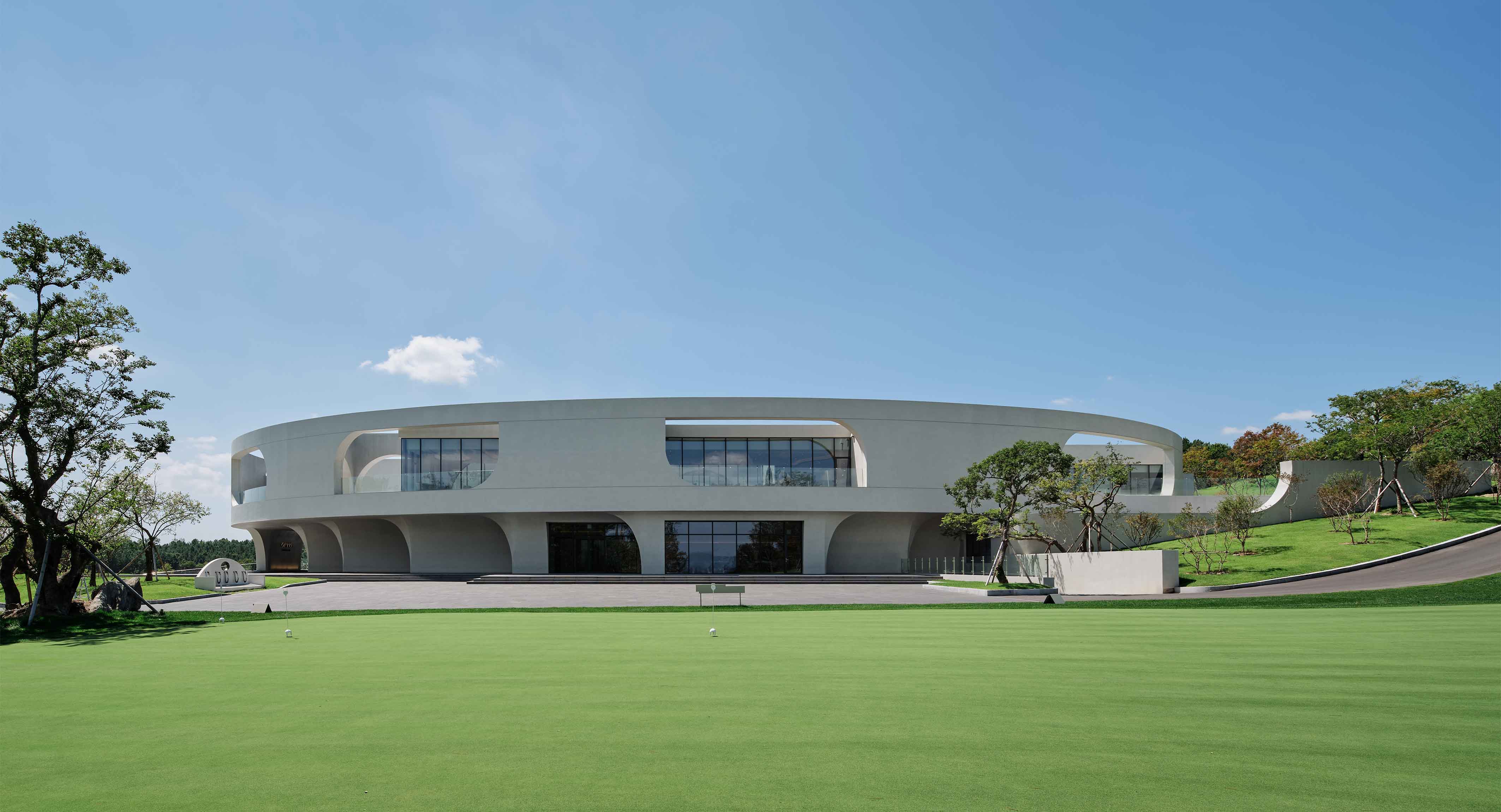 오르비스골프클럽 골프장 예약 이미지 1